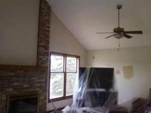 Before & After Interior Painting in Grayslake, IL (1)