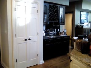Before & After Interior Cabinet Painting in Parkcity, IL (7)