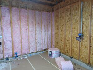 Garage R3 Insulation and Drywall Installation Services in Waukegan, IL (2)