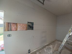 Garage R3 Insulation and Drywall Installation Services in Waukegan, IL (1)