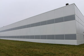 Before & After Warehouse Exterior Painting in Waukegan, IL (8)