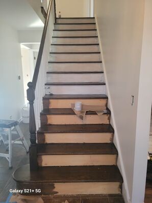 Interior Painting of Stairs in Buffalo Grove, IL (2)